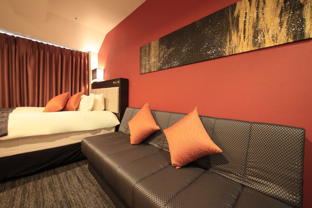Superior Double Room, Smoking - Extra Sofa Bed is from 3rd adult photo 2