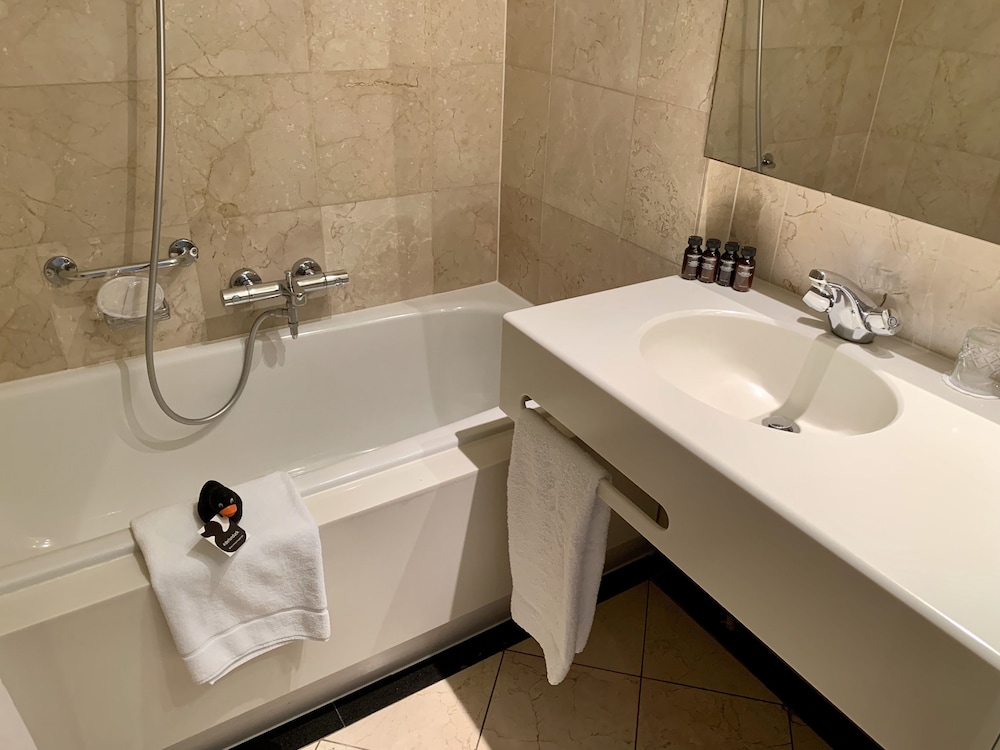 Premium Room - Photo 5