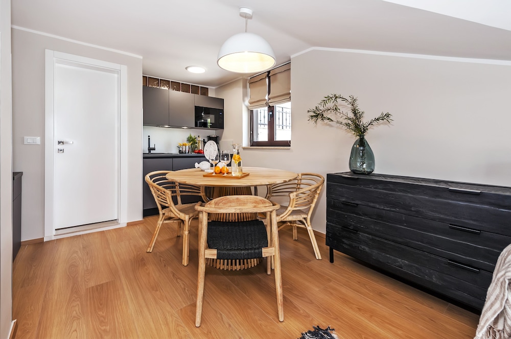 Deluxe Studio, Balcony - Photo 13