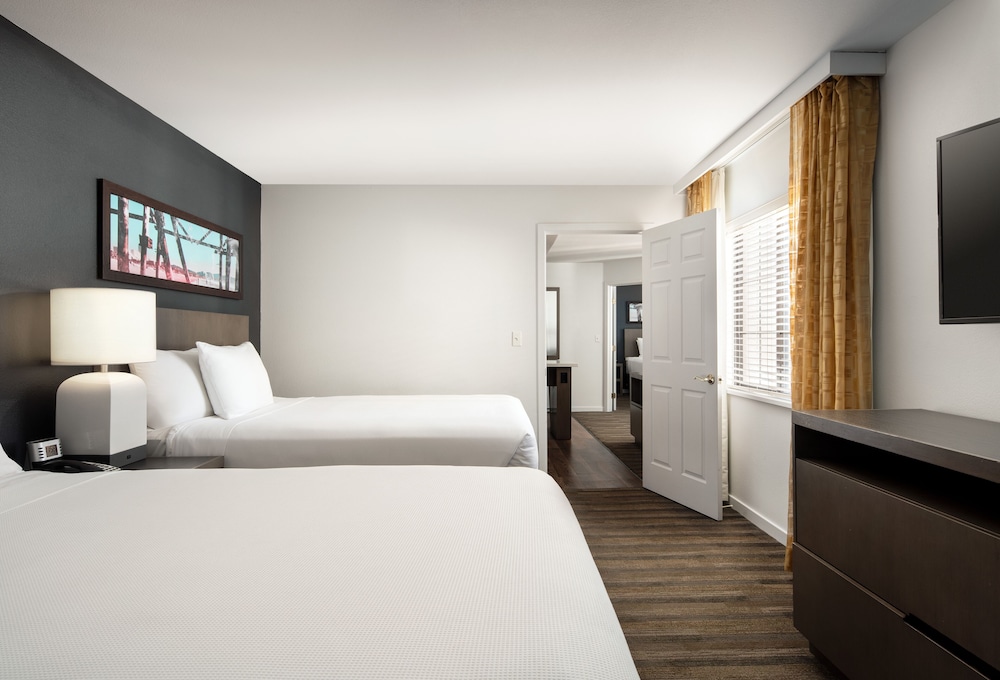 Suite, Multiple Beds - Photo 1