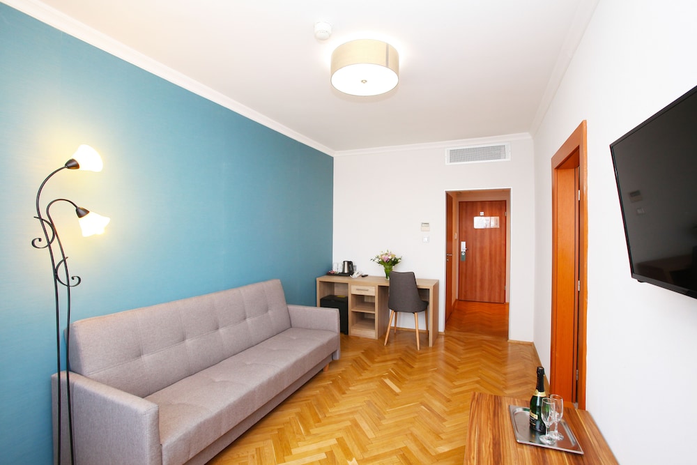 Comfort Apartment, 2 Bedrooms photo 3