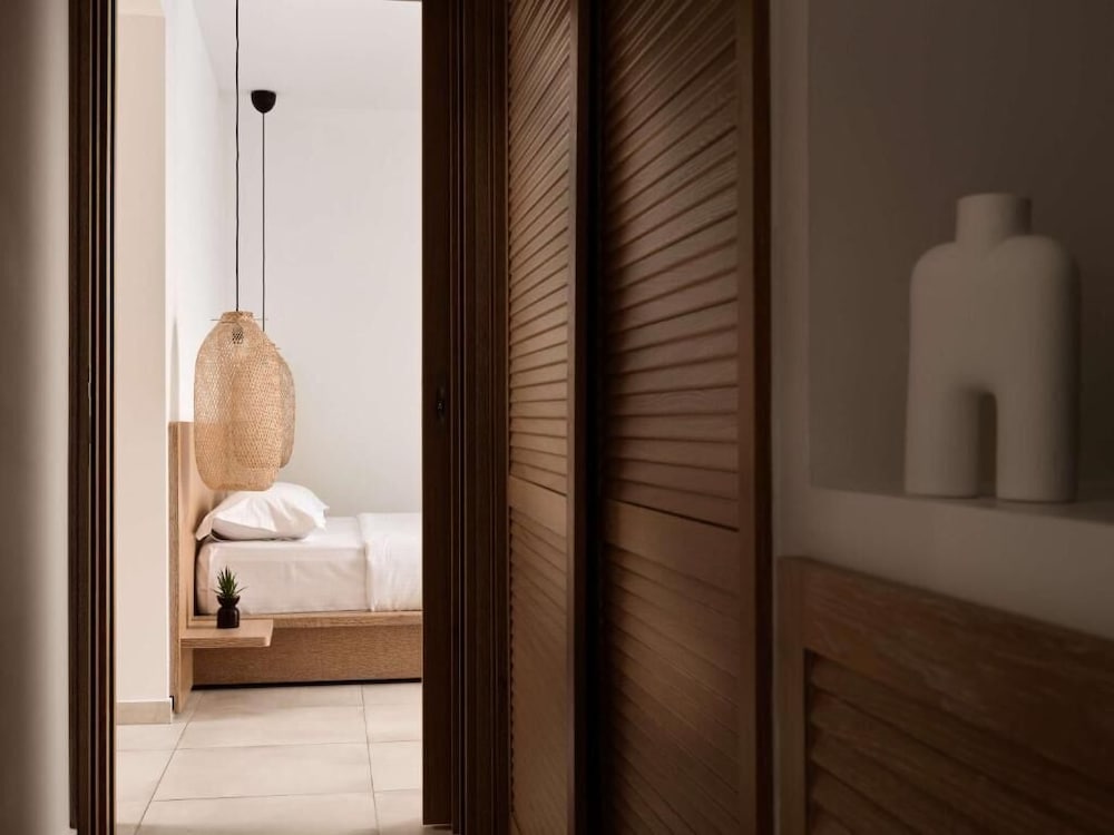 Family Suite, Connecting Rooms (Private pool)