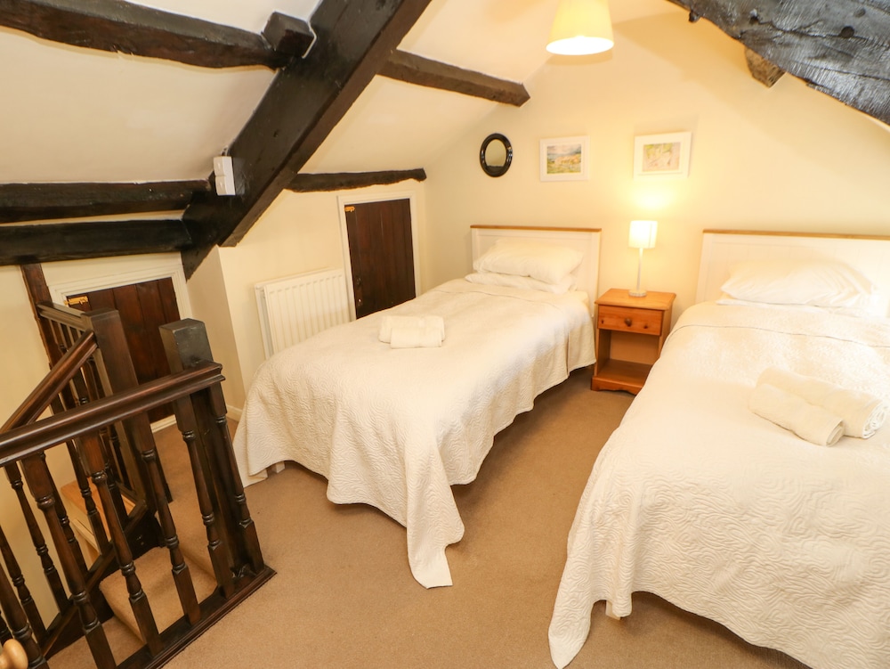 Cottage photo 2