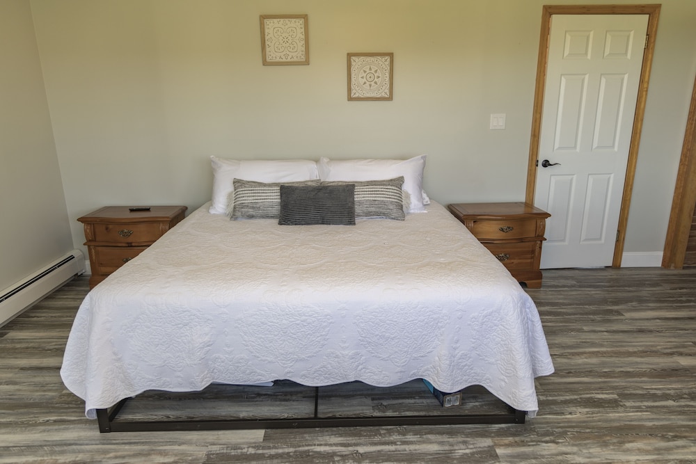 The Tamarind Room