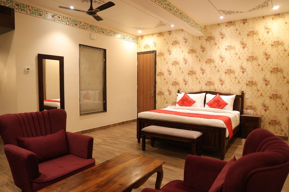 Royal Double Room, City View