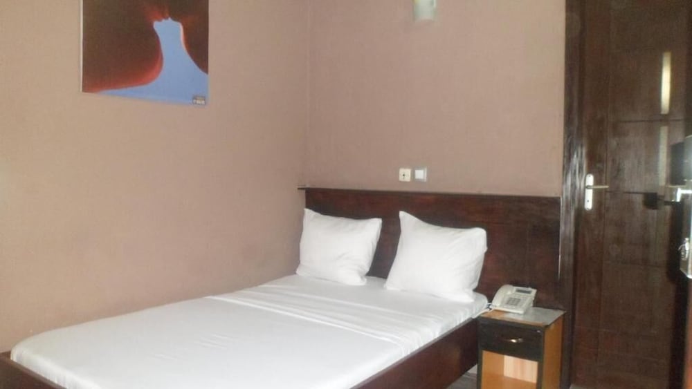 Standard Room photo 3