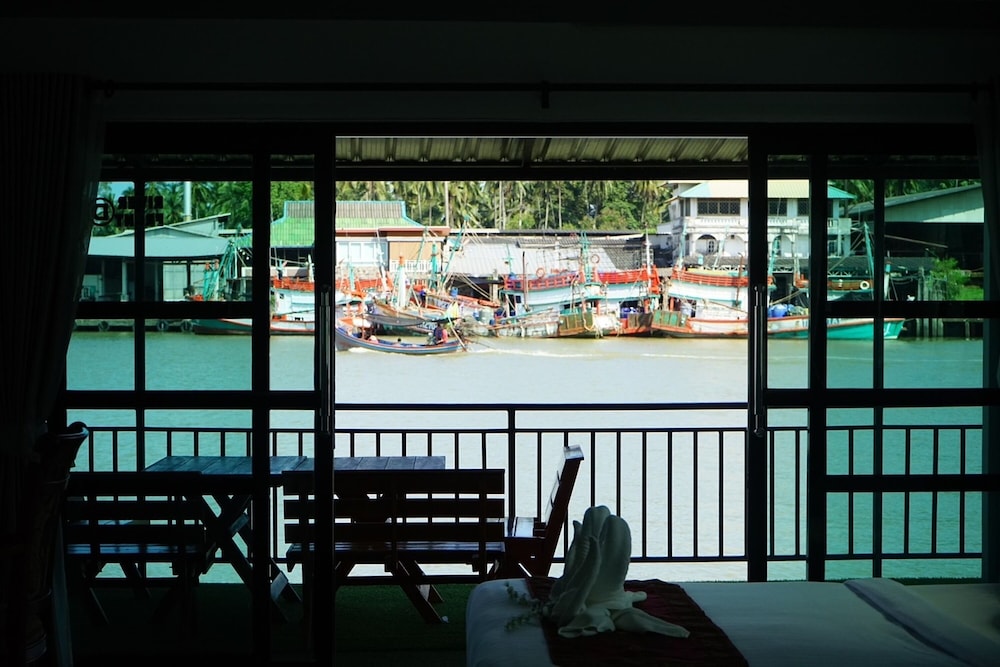 Family Suite - Photo 7