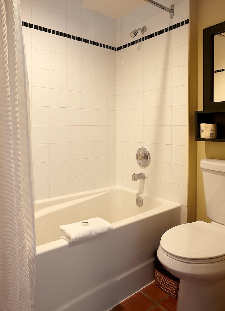 Traditional Room, 1 Queen Bed, Ocean View, photo 6
