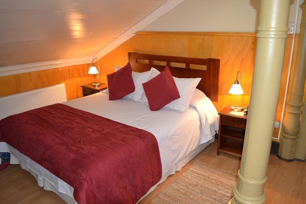 Standard Room, 1 Bedroom, Private Bathroom photo 2