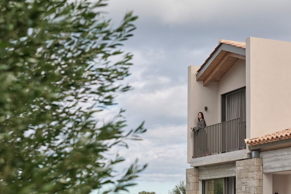 Noero 2 - Bedroom Villa with Private Heated Pool