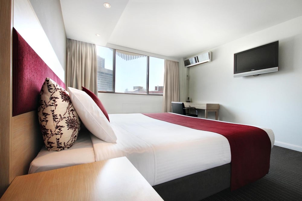 Deluxe Room - Photo 5