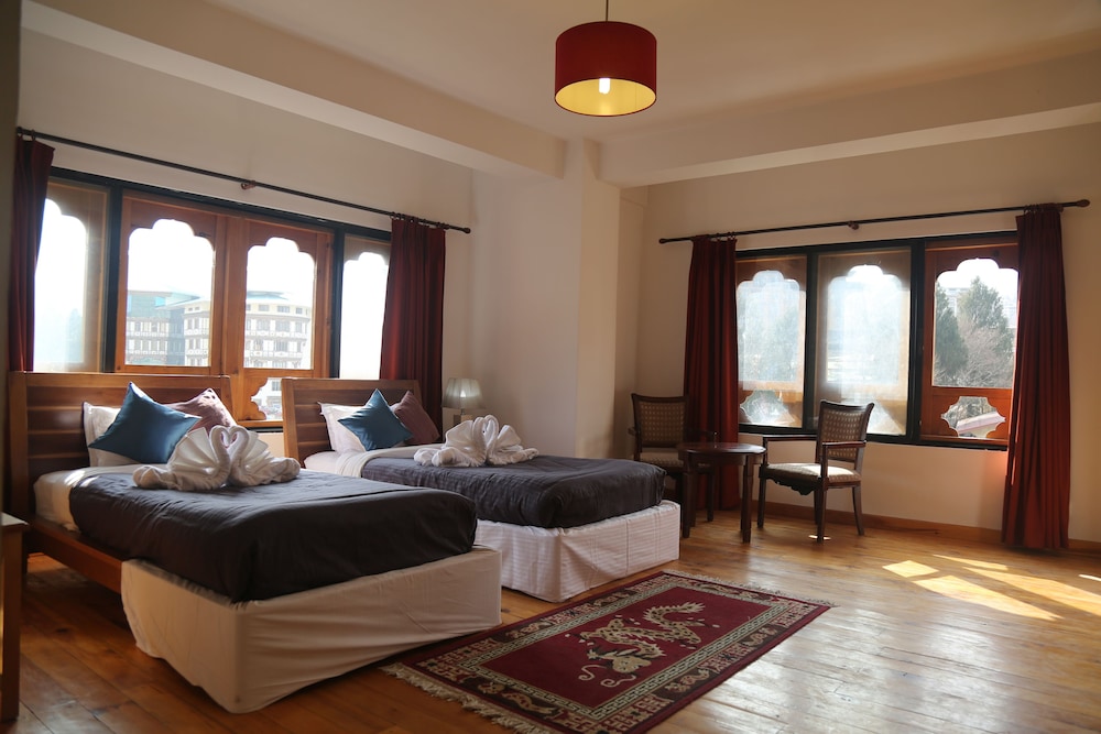 Deluxe Room, Hill View