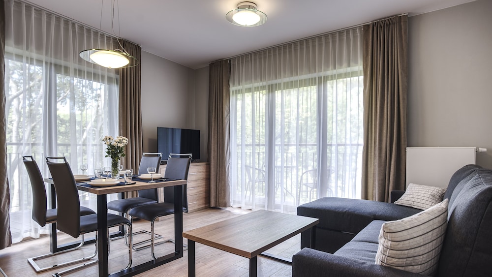 Apartment (3094)