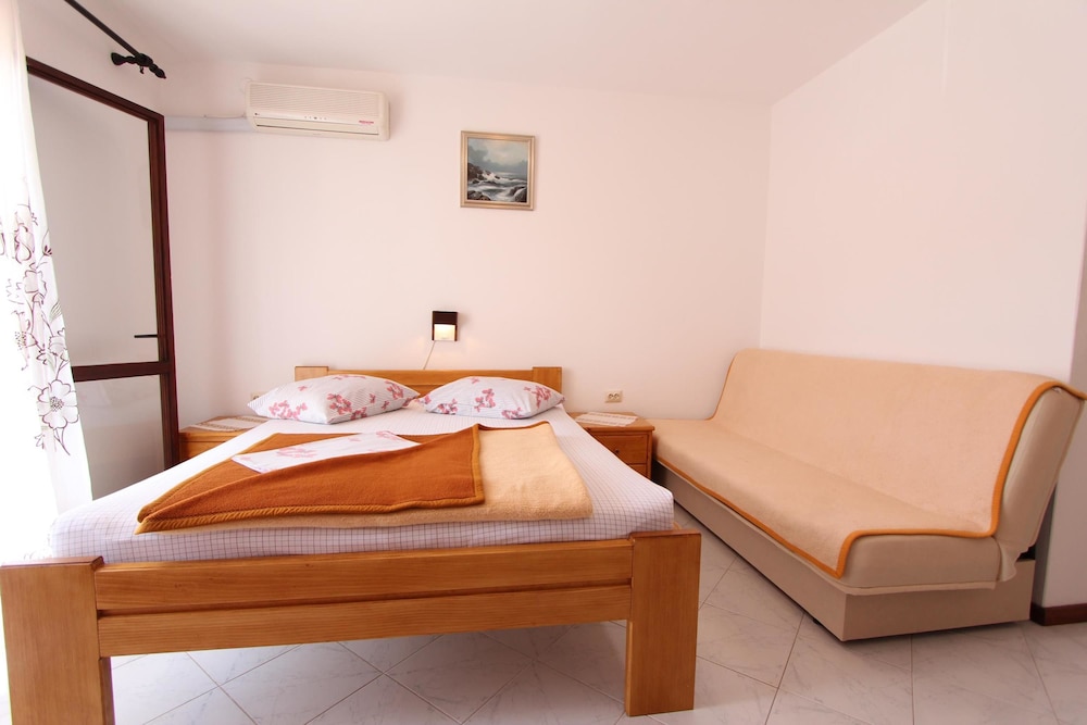 Double Room, Balcony - Photo 4