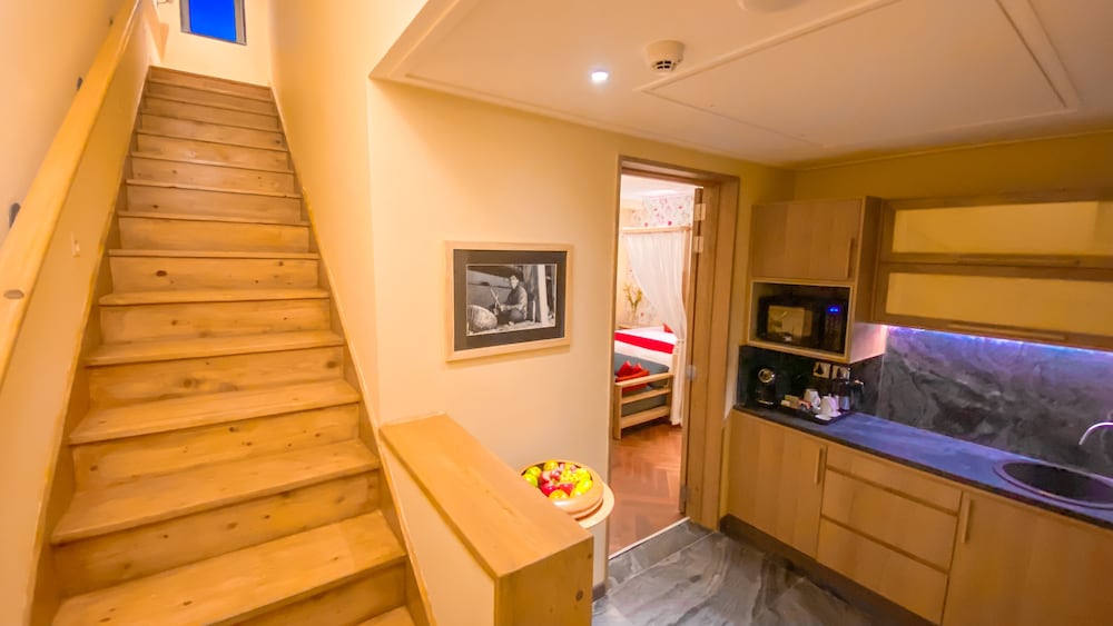 Luxury Duplex, Multiple Beds (King Bed)