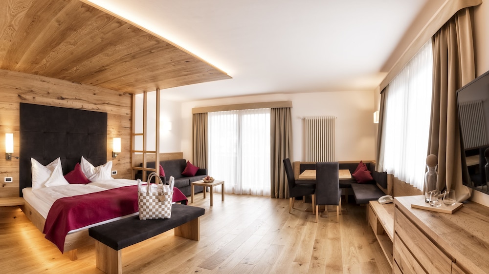 Junior Suite (Sinfonia) photo 1