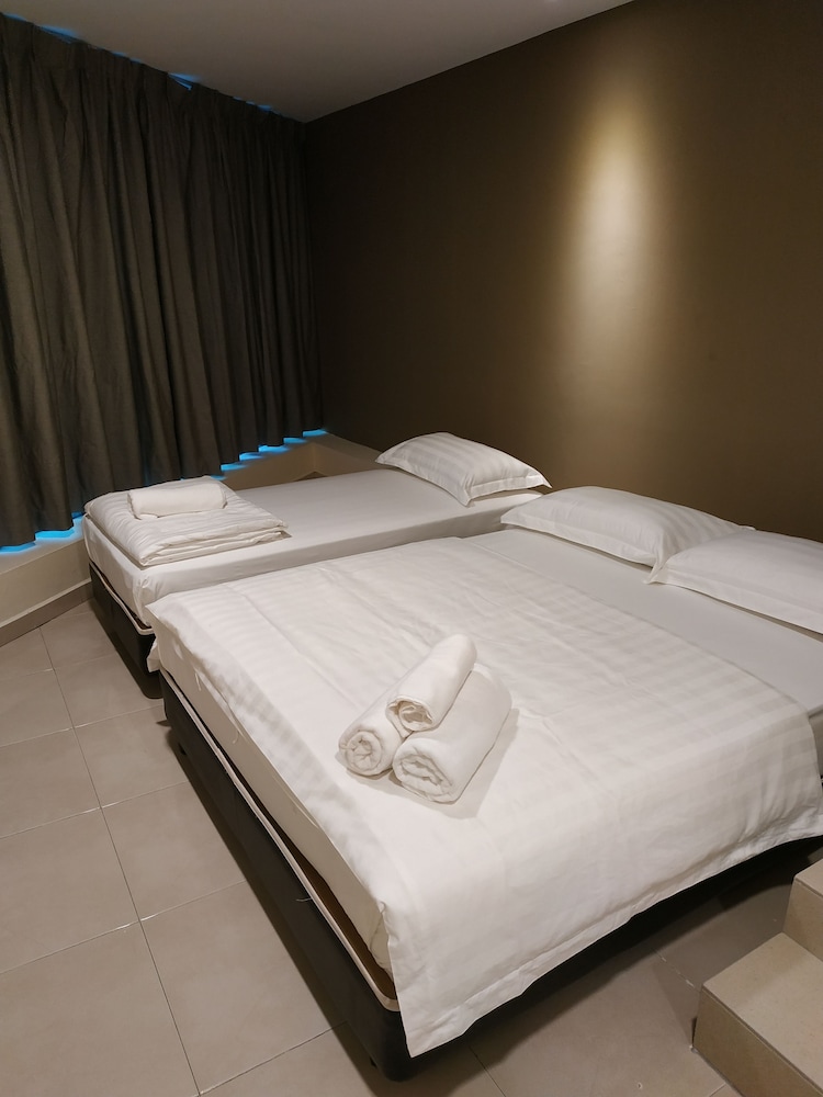 Superior Triple Room - Photo 14
