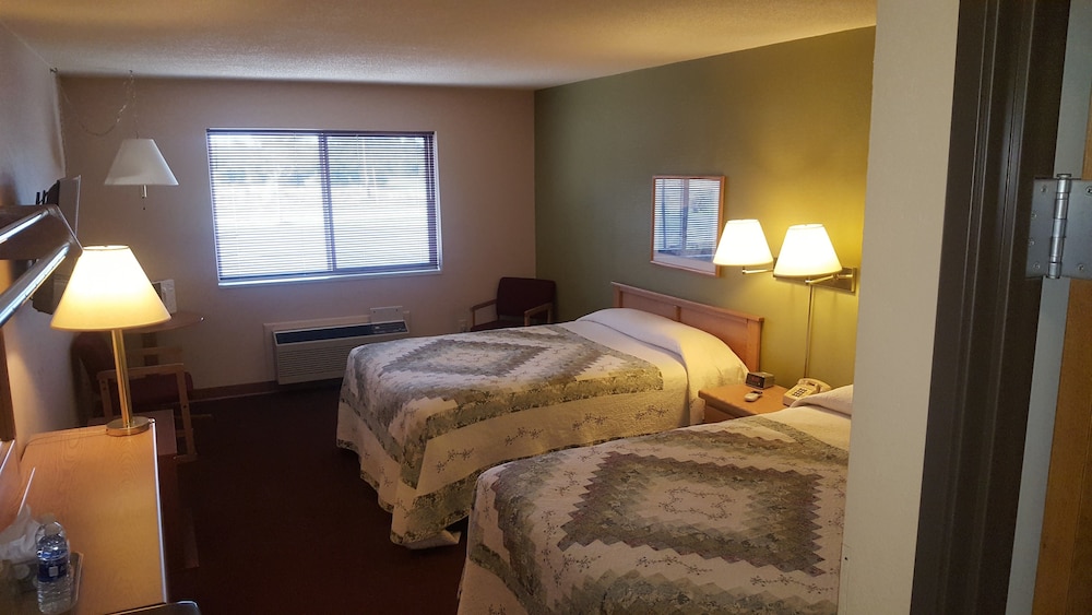 Standard Room, 2 Queen Beds, Non Smoking photo 1