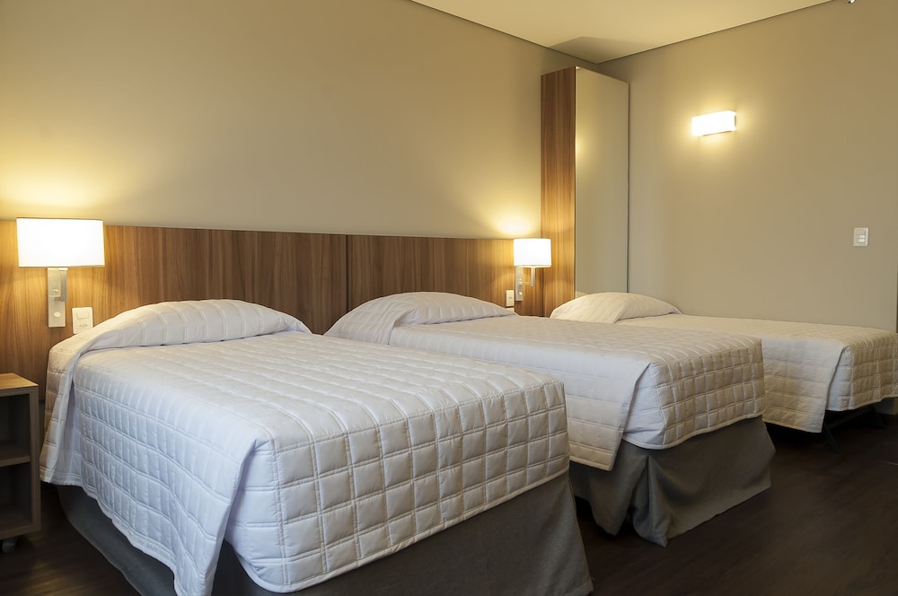Deluxe Triple Room photo 1