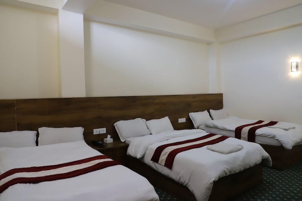 Basic Triple Room photo 1