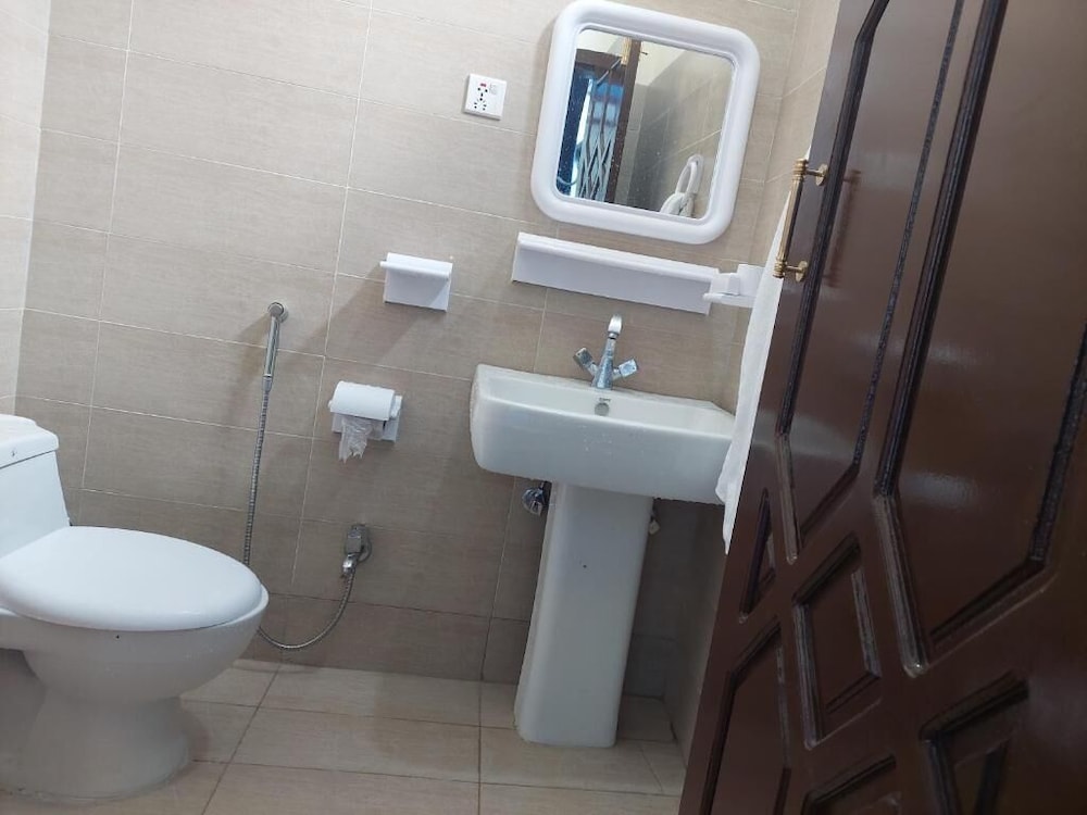 Deluxe Double or Twin Room photo 3
