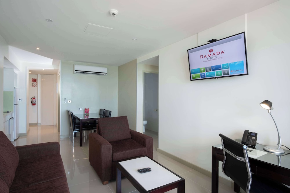 Suite, Multiple Beds, Non Smoking (Beachfront) photo 6
