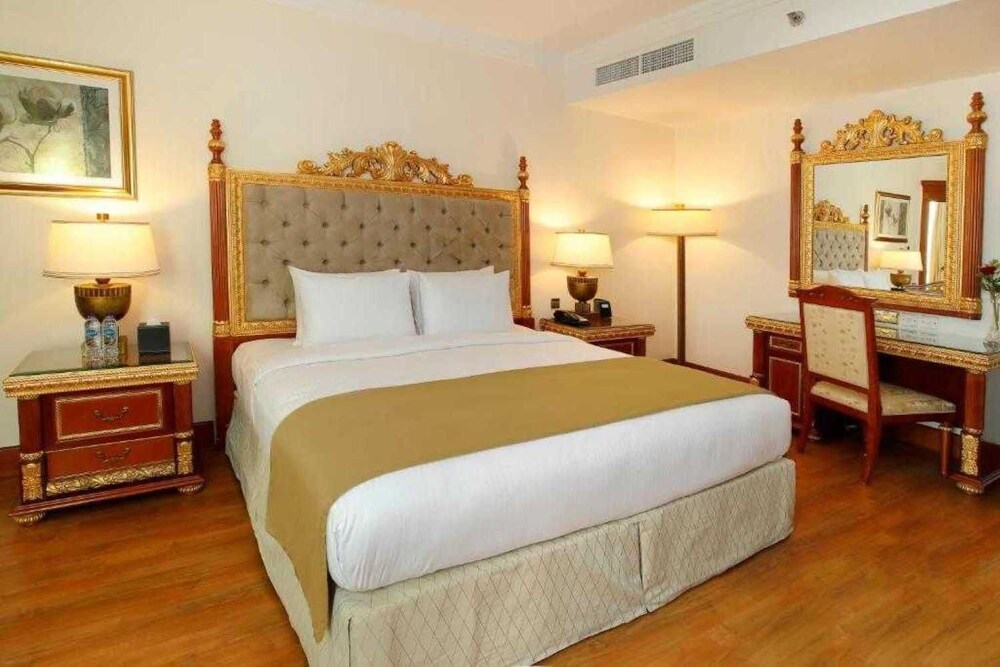 Deluxe Double Room, 1 King Bed photo 1