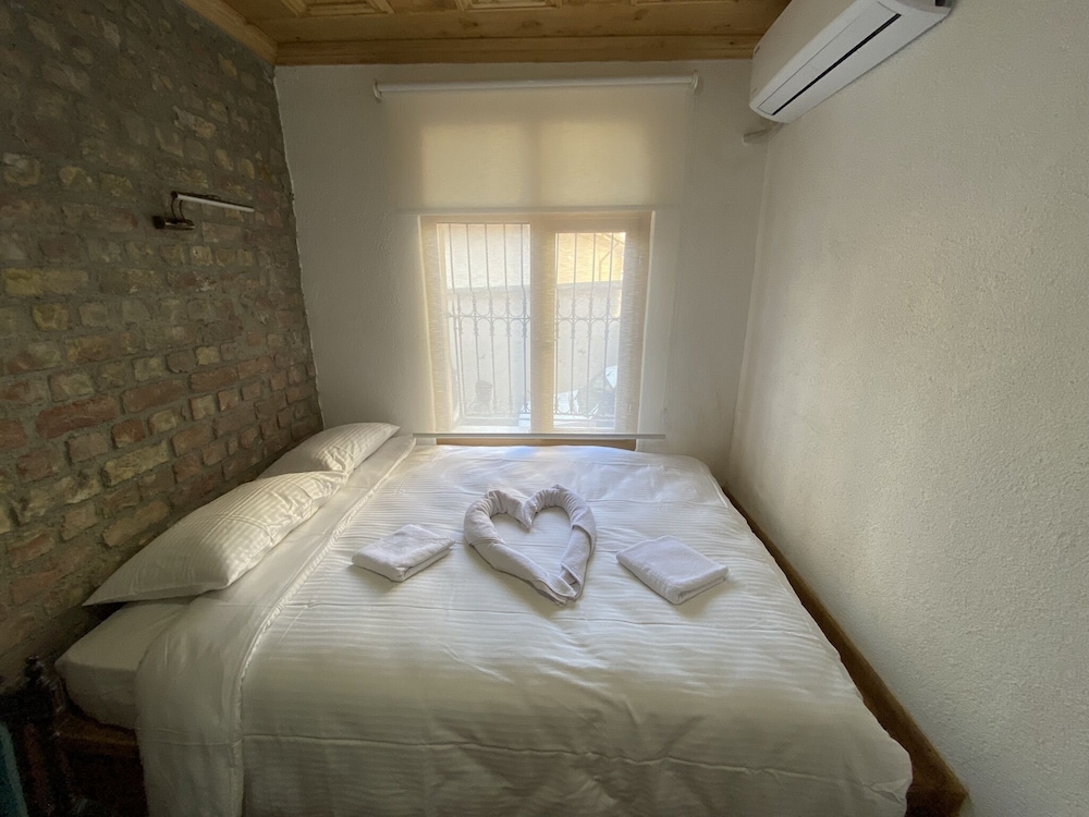 Family Apartment photo 2