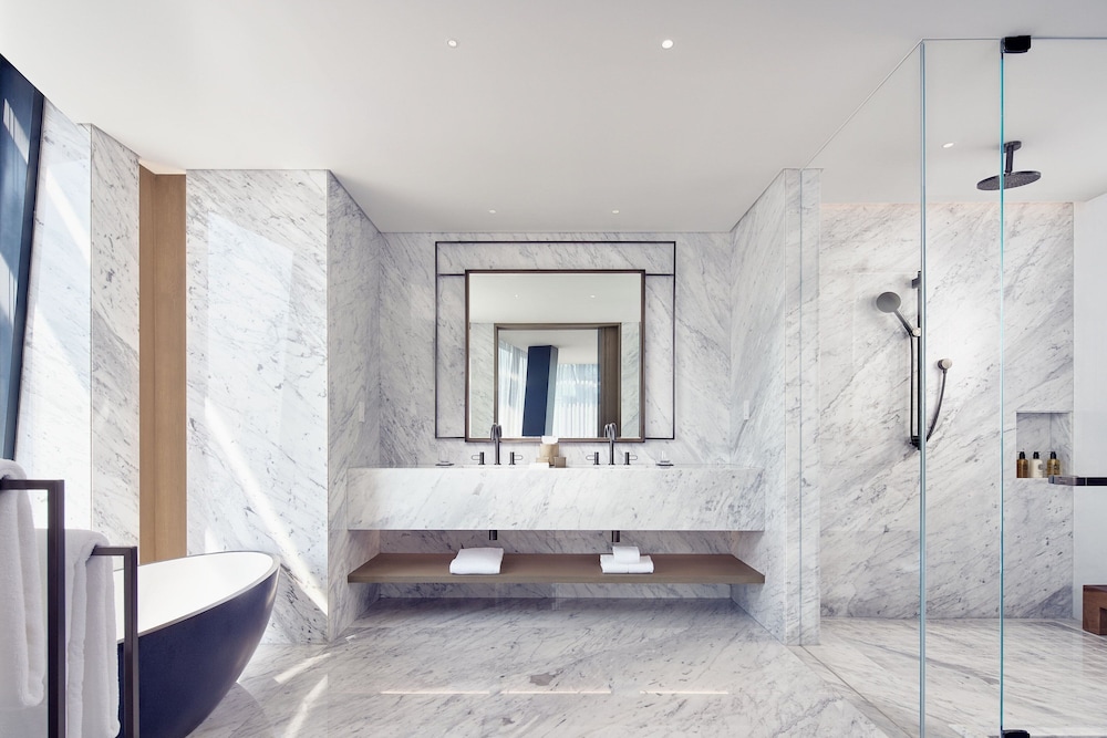 Royal Suite, 1 King Bed, Park View