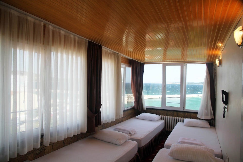 Quadruple Room photo 1