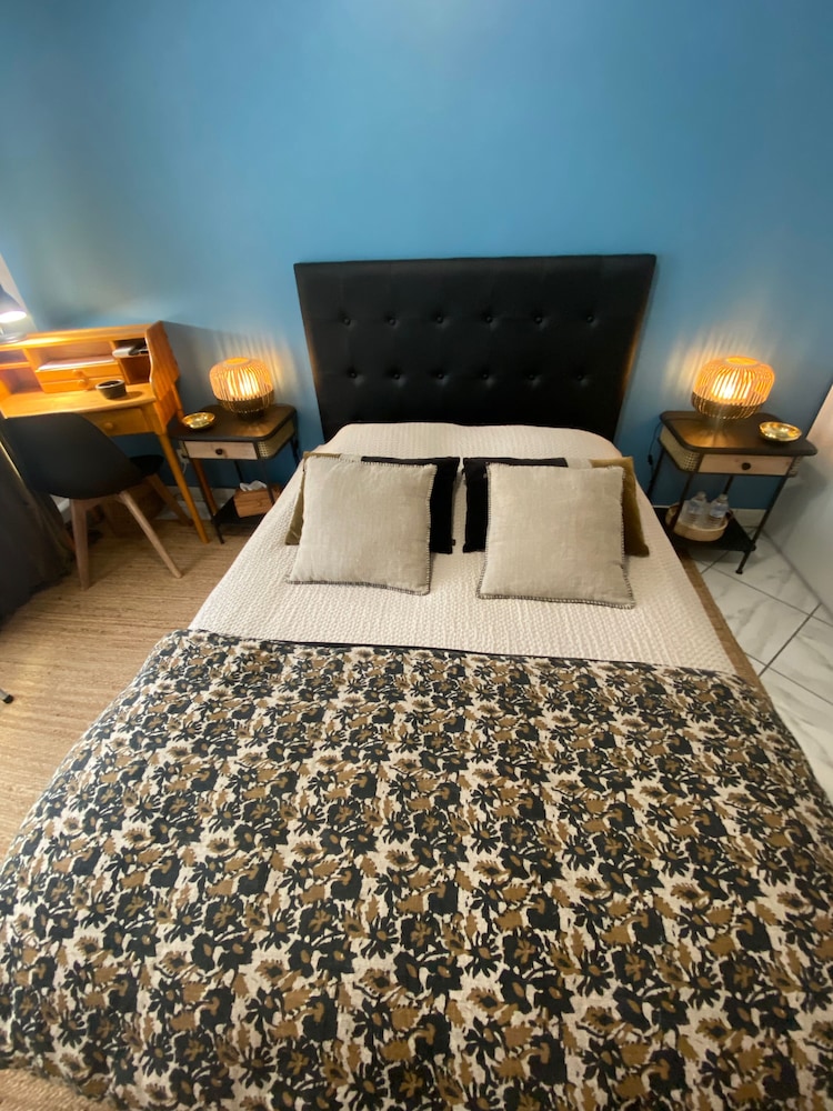 Basic Double Room, Private Bathroom