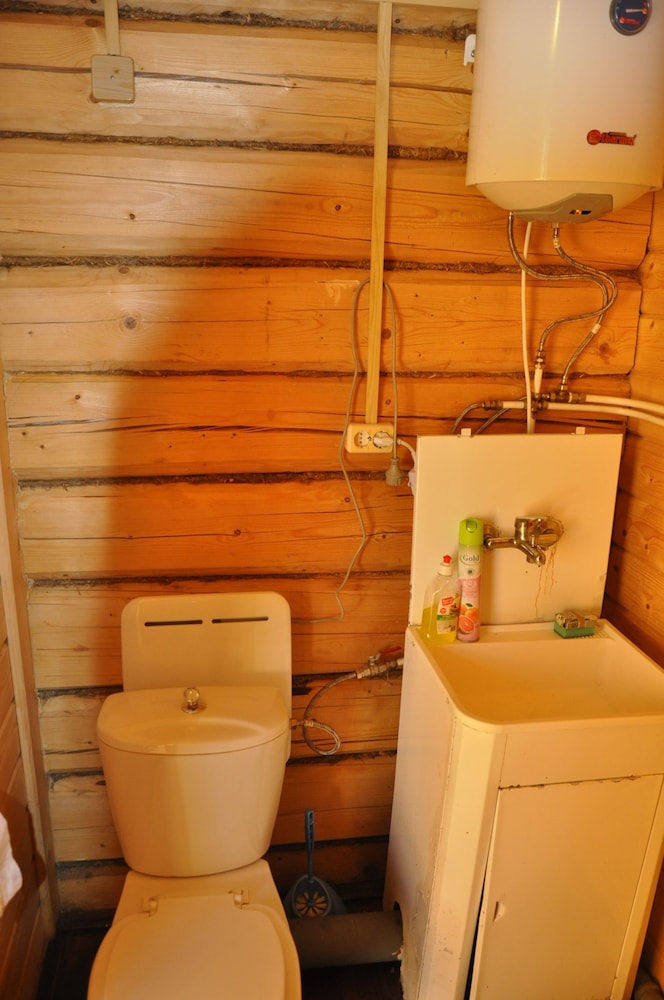 Basic Cottage, Multiple Beds, Non Smoking, Lake View photo 2
