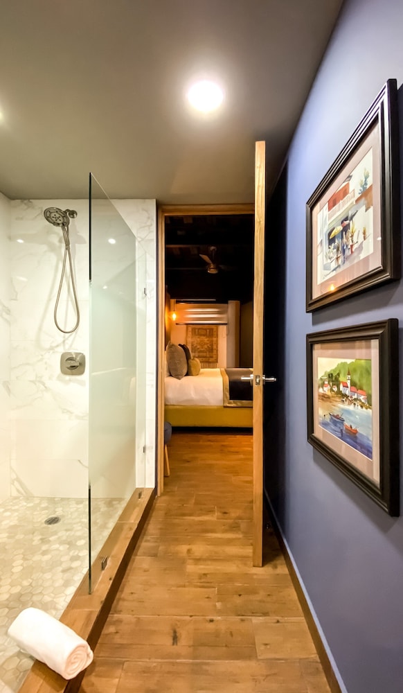 3 Bed 3 Bath Supreme Penthouse