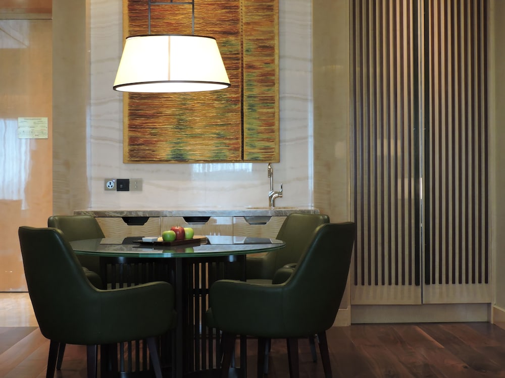 King, Premier Suite, 1 Bedroom photo 3