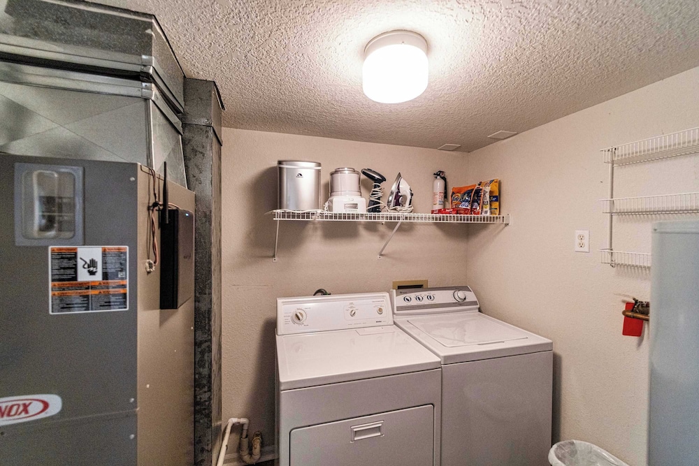 Condo, Multiple Beds, Balcony (Lazy L at the Lake) photo 3