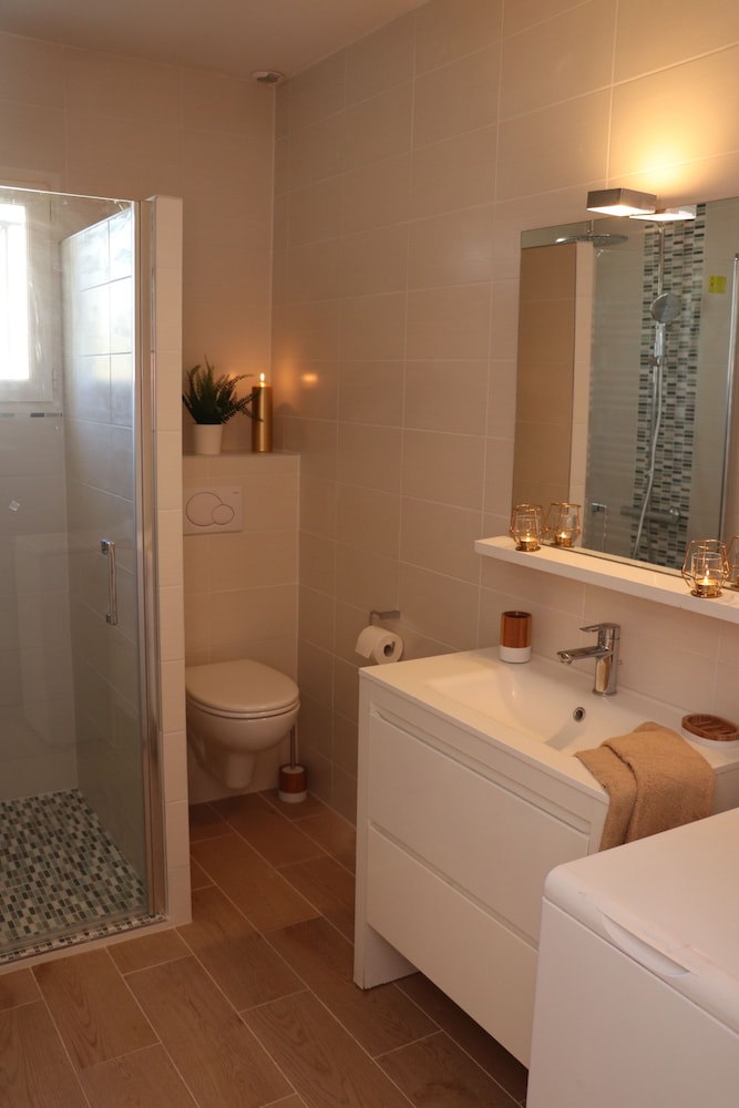 Deluxe Triple Room, 3 Twin Beds, Non Smoking, Garden View photo 2