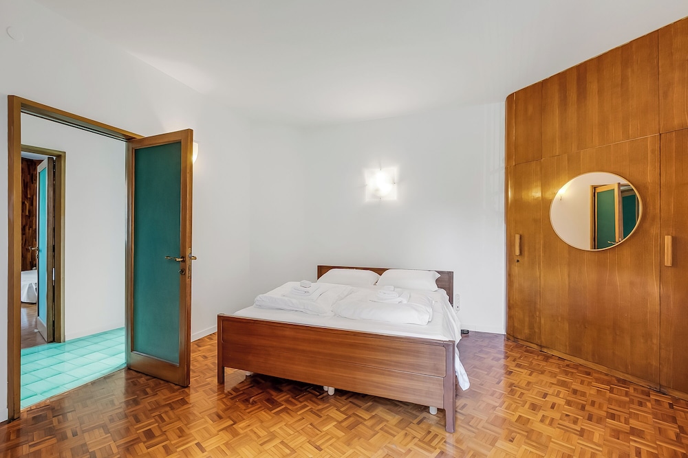 Standard Apartment, Multiple Bedrooms (The Arco Round House)