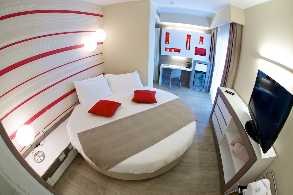 Suite, Terrace, Lake View (Jacuzzi Sweet SPA) photo 2