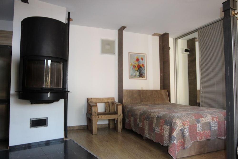 Exclusive Studio Suite, Multiple Beds, Garden View (Sofia) photo 1