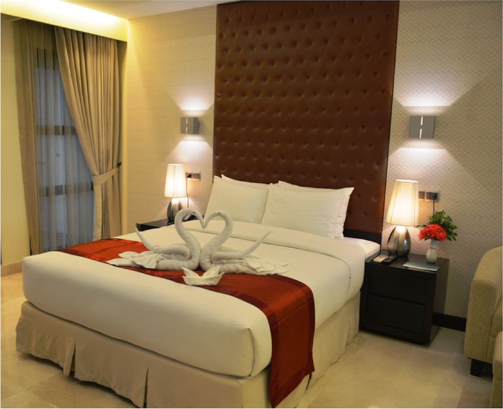 Junior Suite, Lake View, Lakeside photo 2