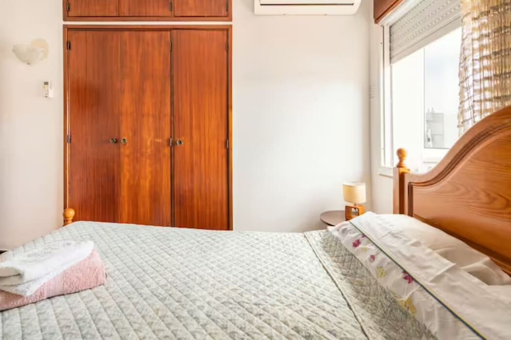 Classic Room, City View