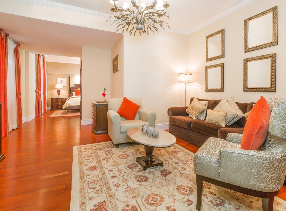Master Suite photo 1