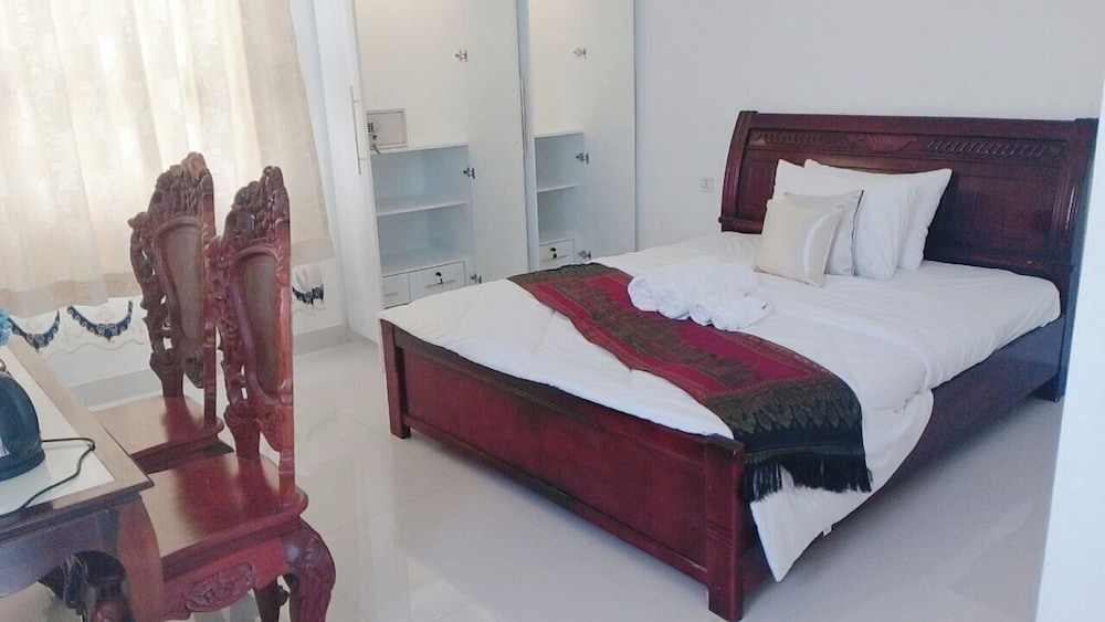 Gallery Room photo 1