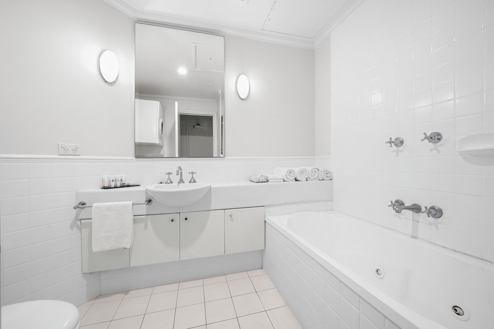 Deluxe Apartment, 2 Bedrooms - Photo 14