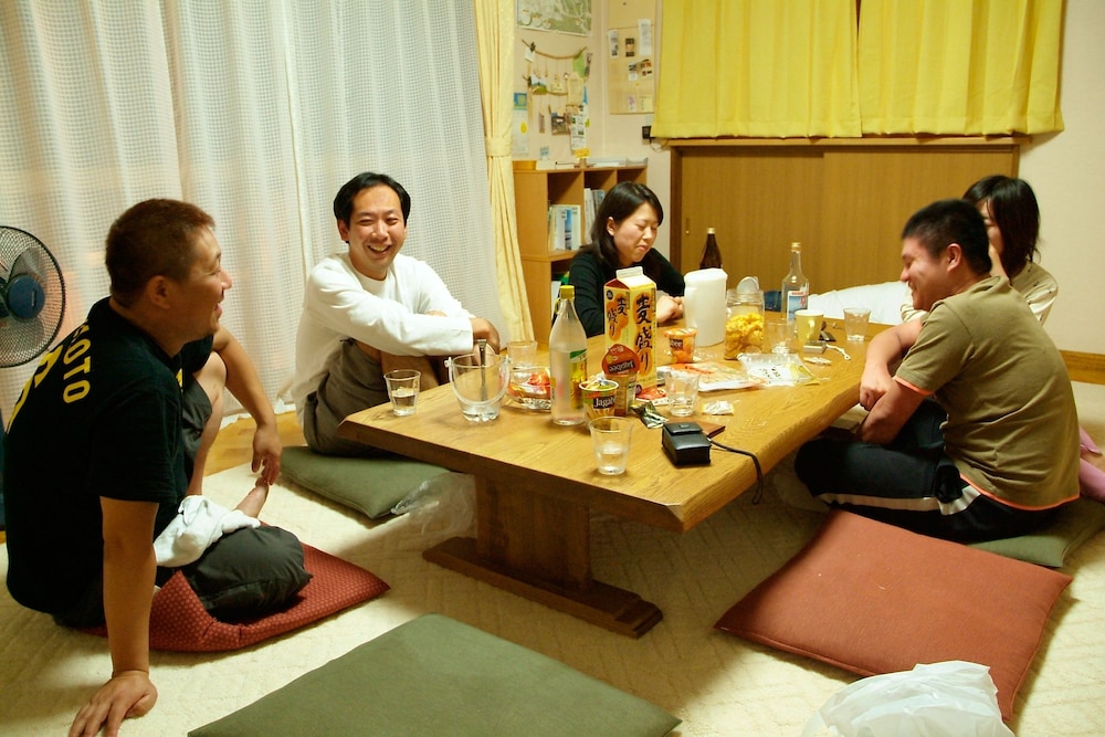 Run of House 2 people, Non Smoking (Guest must be over 7 year old) photo 3
