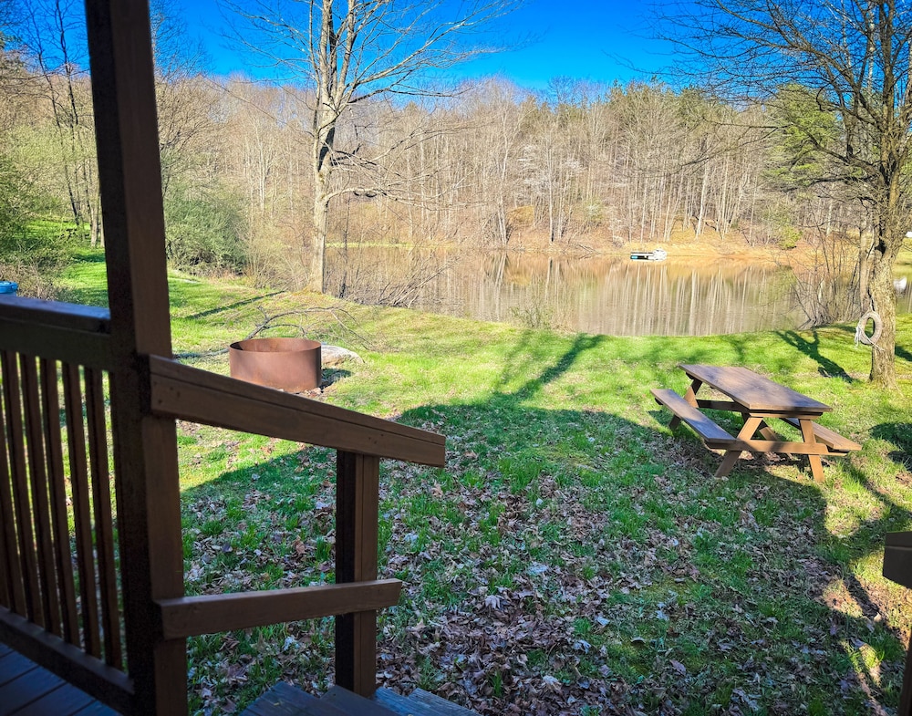 Panoramic Cabin photo 2