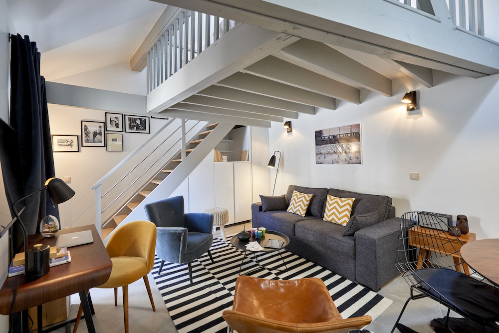 1-BR Loft Apartment photo 1