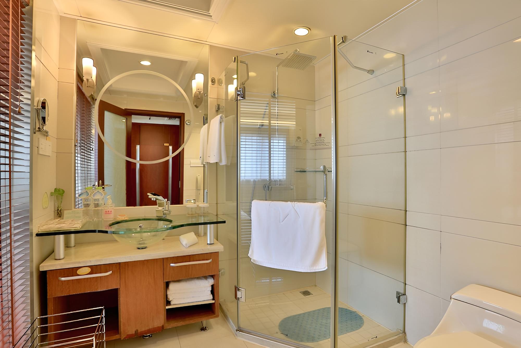 Executive Suite photo 2