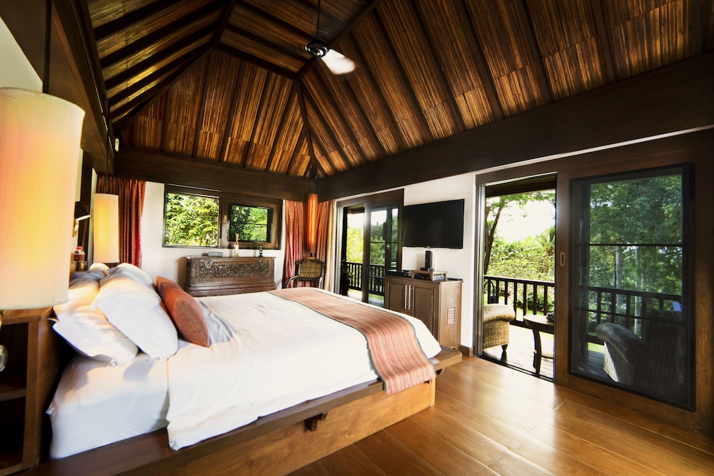 9-Bedroom Executive Pool Villa photo 3