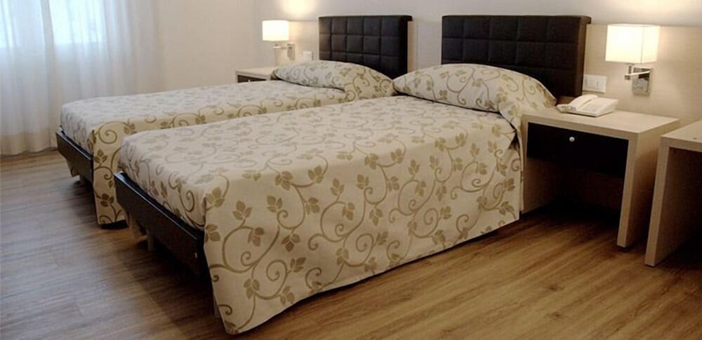 Triple Room photo 2
